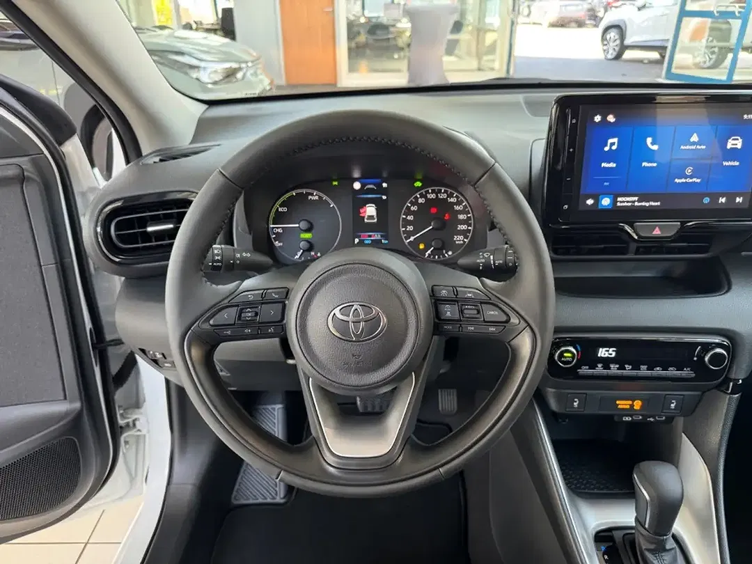 Toyota Yaris - Thumbnail 12