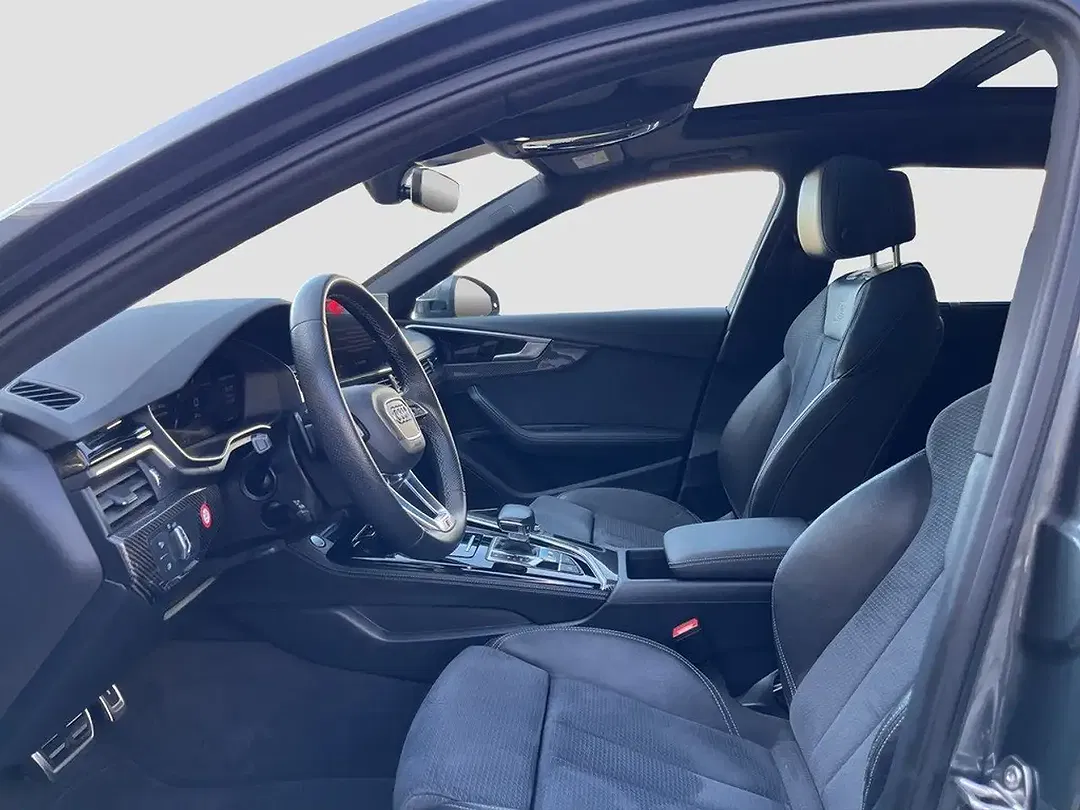 Audi S4 - Thumbnail 11