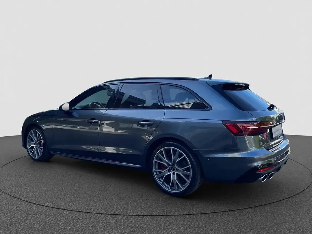Audi S4 - Thumbnail 4