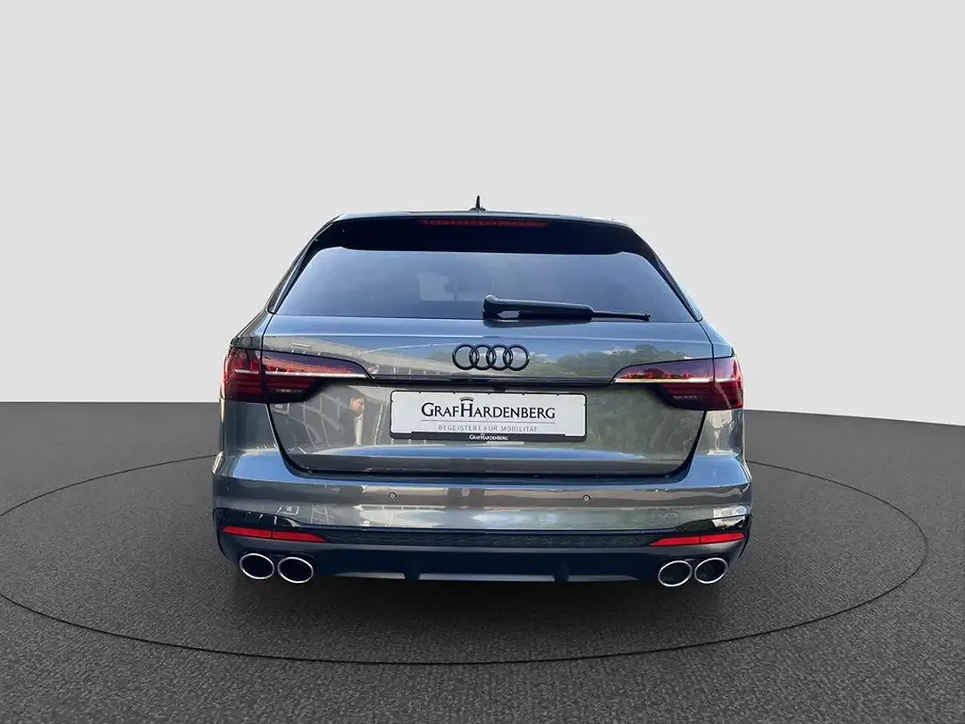 Audi S4 - Thumbnail 5