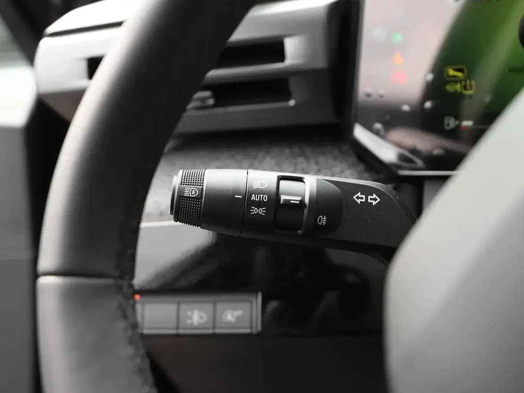 Renault Clio - Thumbnail 15