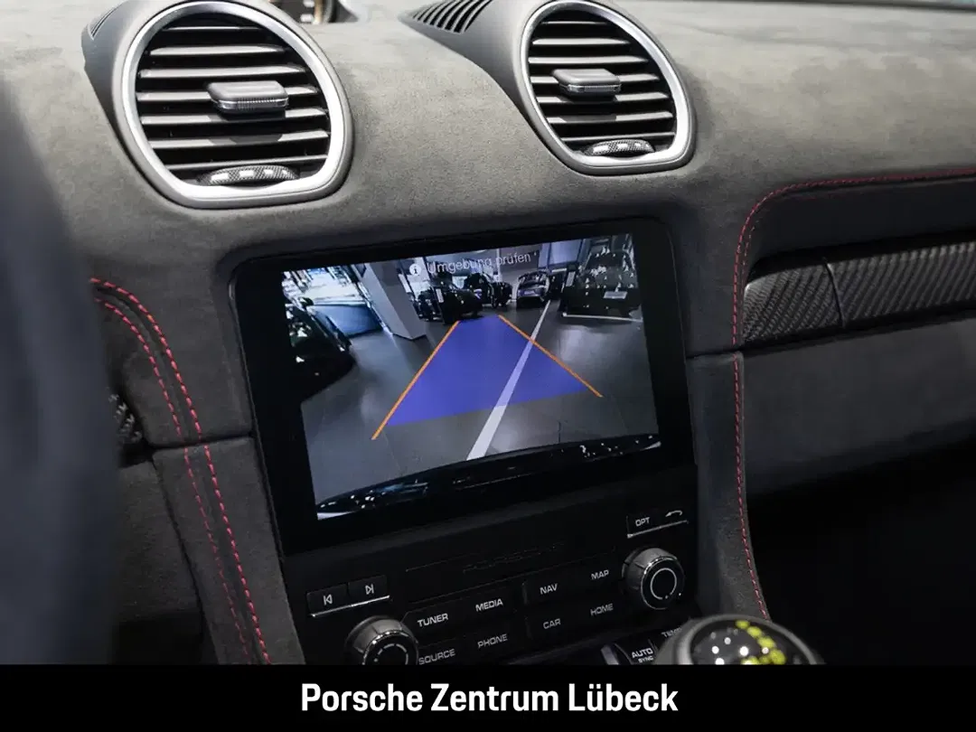 Porsche 718 Spyder - Thumbnail 12