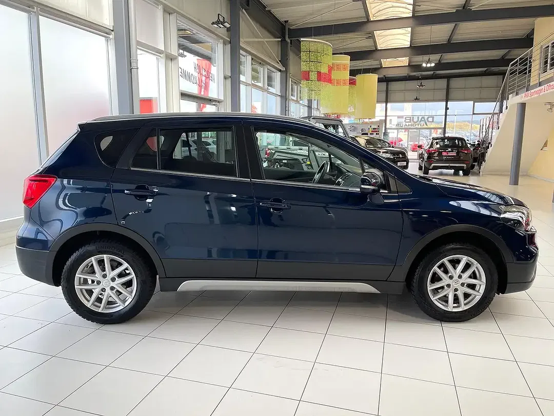 Suzuki SX4 S-Cross - Thumbnail 6
