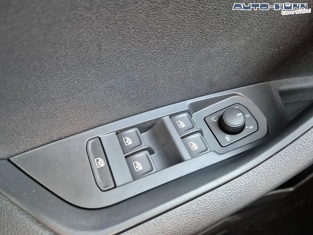Skoda Karoq - Thumbnail 13