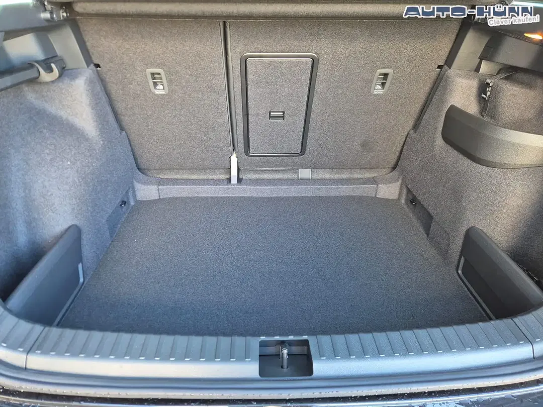 Skoda Karoq - Thumbnail 9