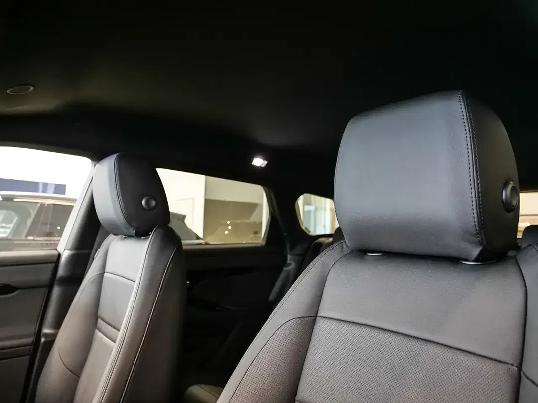 Land Rover Range Rover Evoque - Thumbnail 12