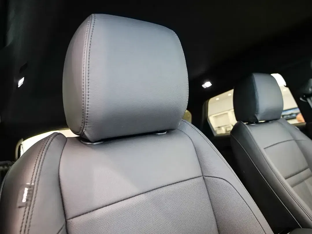 Land Rover Range Rover Evoque - Thumbnail 14