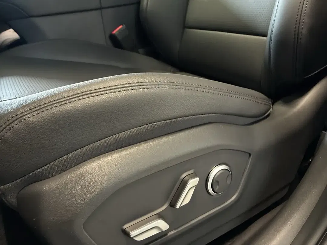 Hyundai SANTA FE - Thumbnail 10