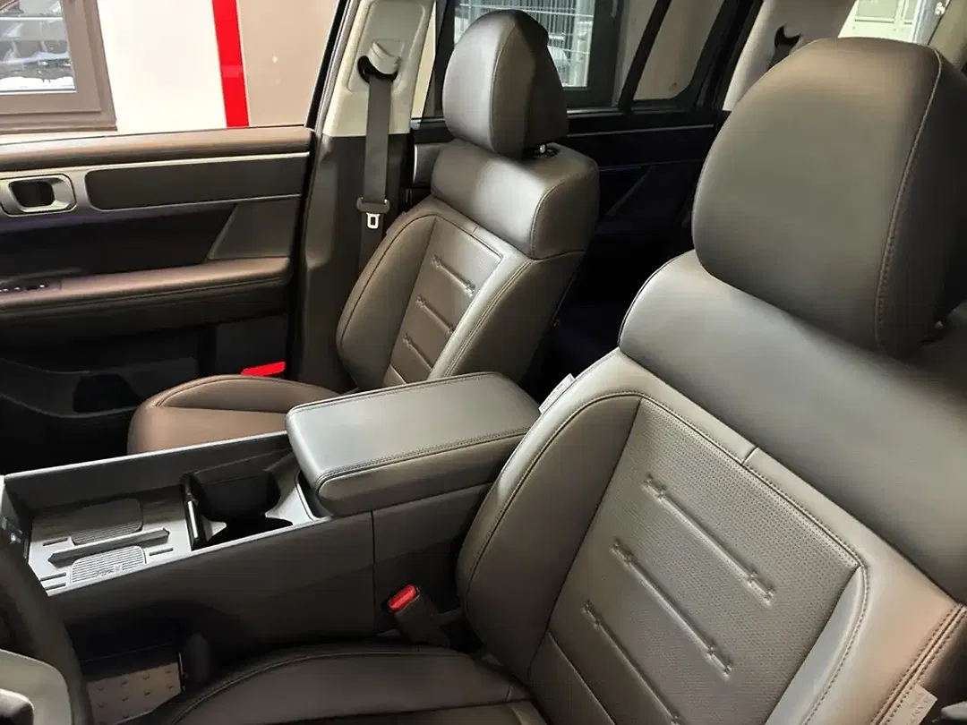 Hyundai SANTA FE - Thumbnail 11
