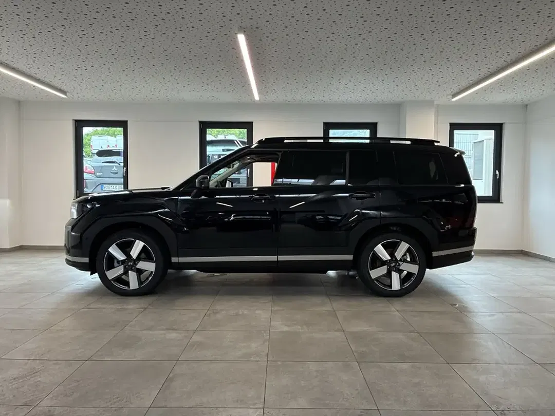 Hyundai SANTA FE - Thumbnail 2