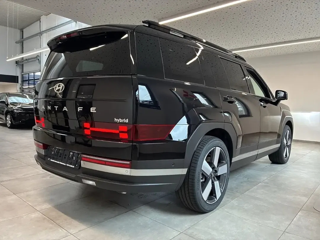 Hyundai SANTA FE - Thumbnail 4