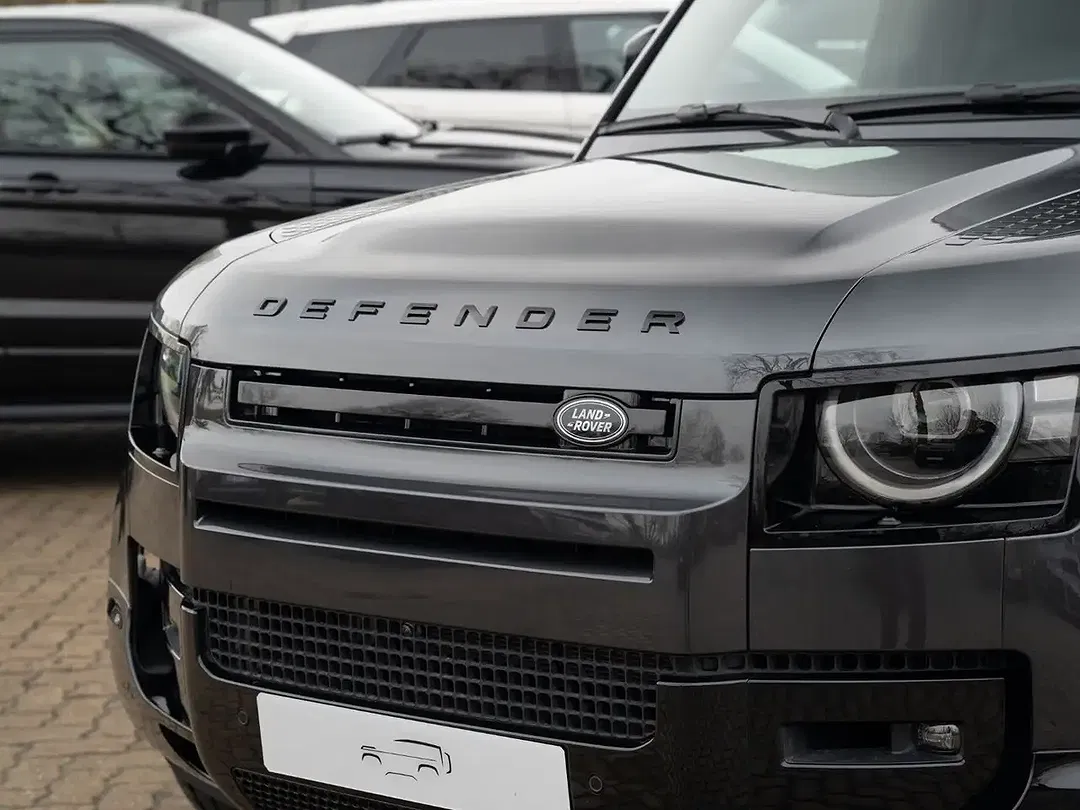 Land Rover Defender - Thumbnail 12