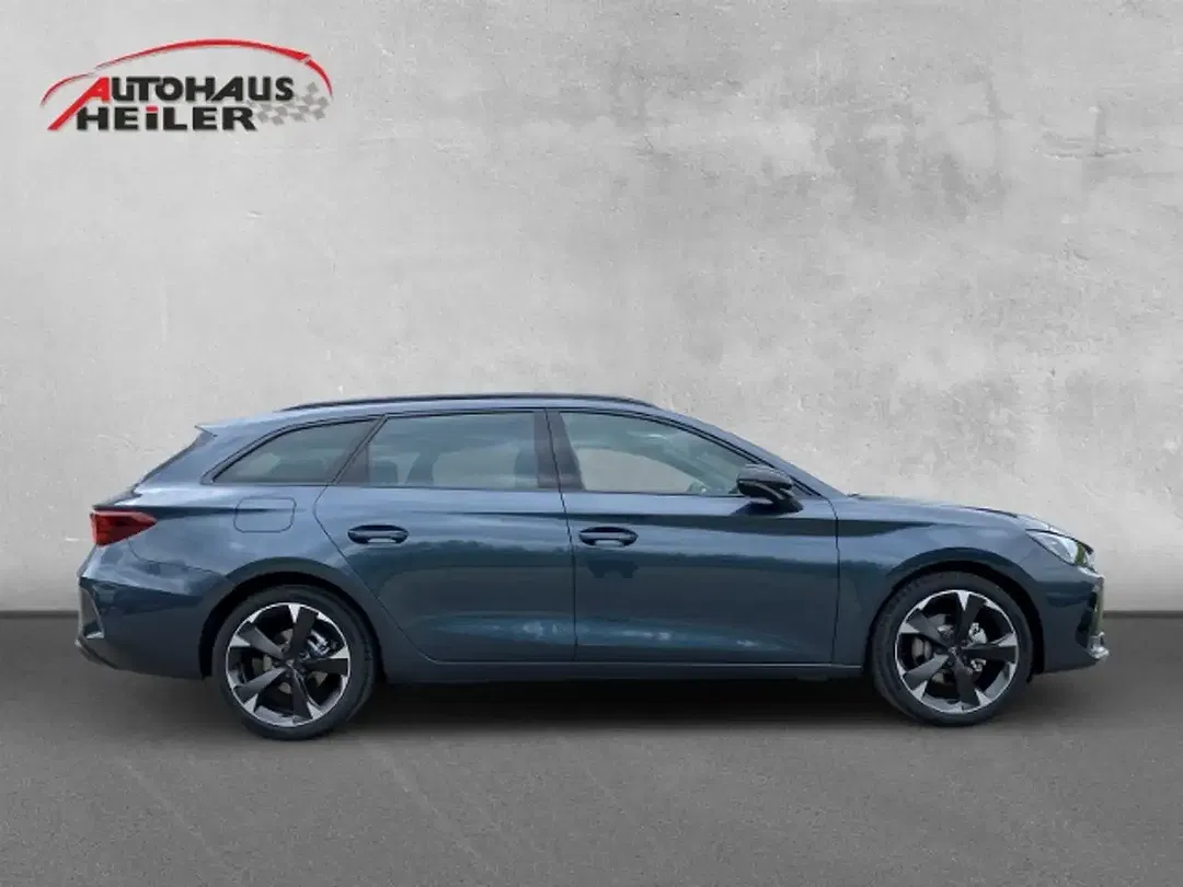 CUPRA Leon - Thumbnail 2