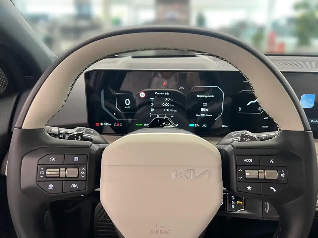 Kia EV4 - Thumbnail 8