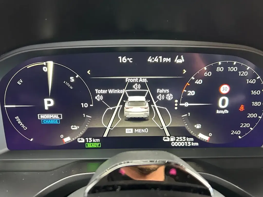 Mitsubishi Outlander - Thumbnail 9