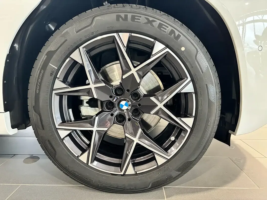 BMW X3 - Thumbnail 22