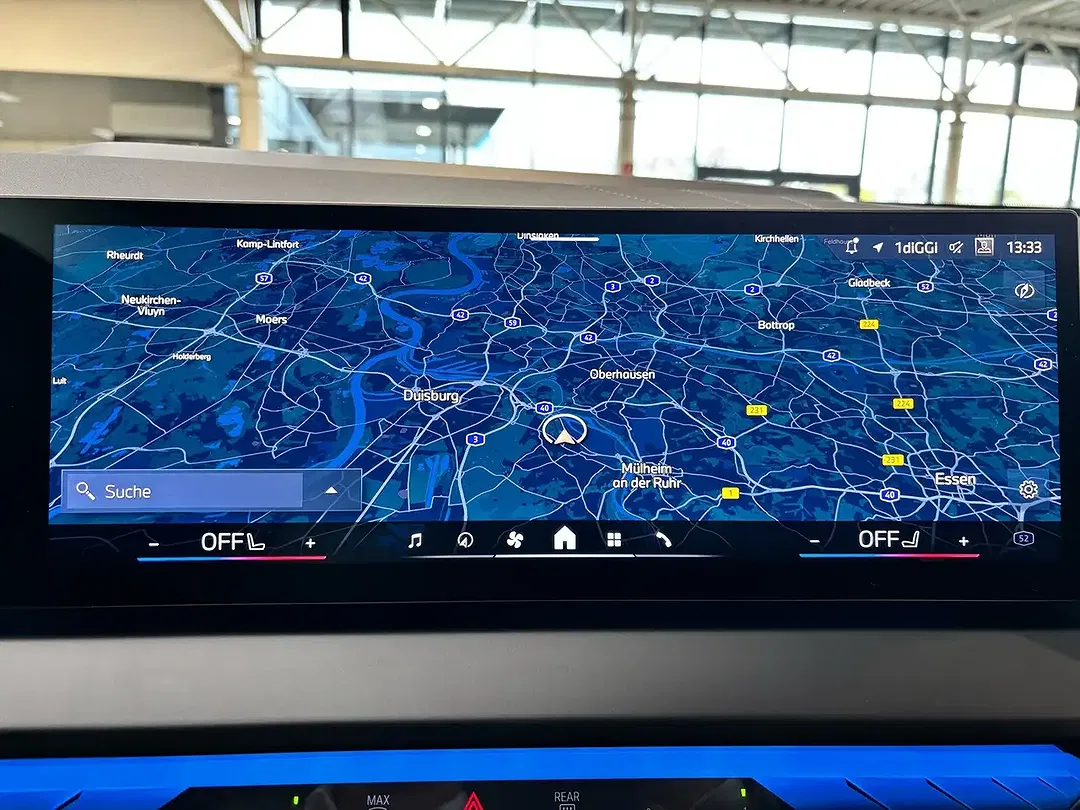 BMW X3 - Thumbnail 6
