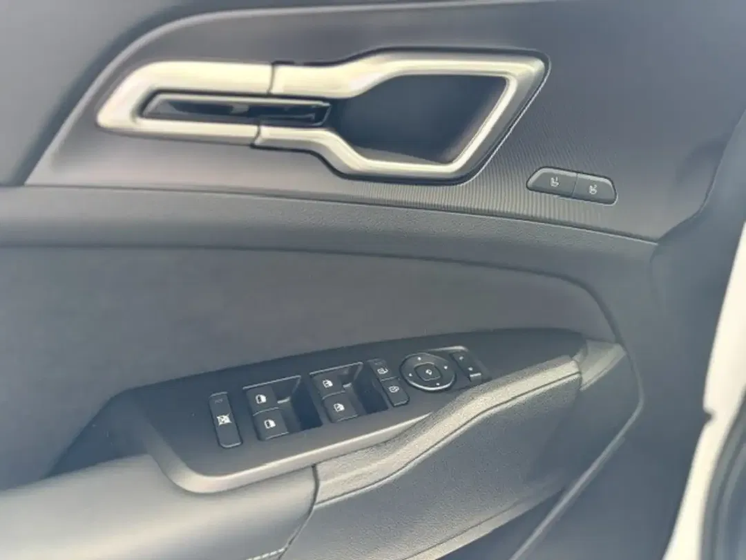 Kia Sportage - Thumbnail 8