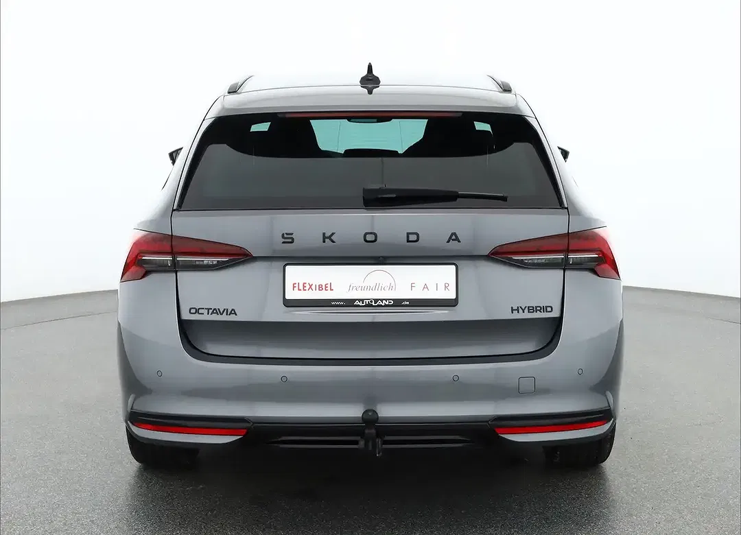 Skoda Octavia - Thumbnail 3