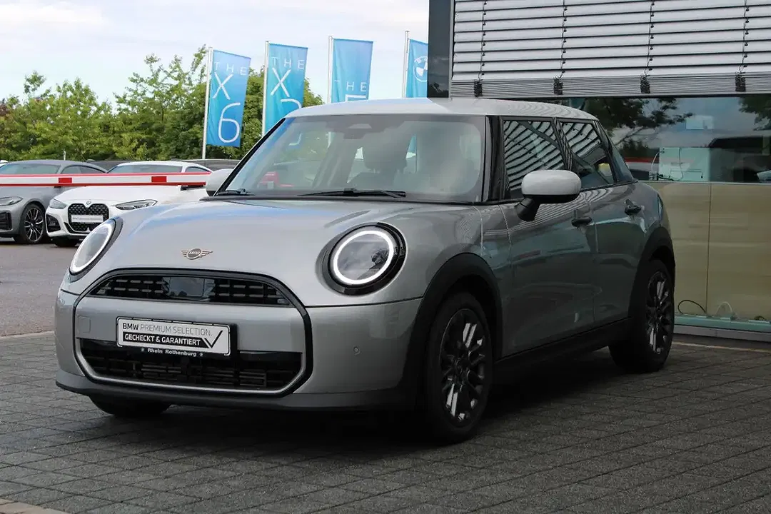 MINI Cooper C - Thumbnail 2
