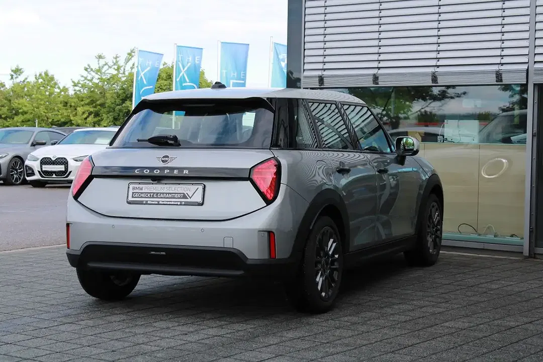 MINI Cooper C - Thumbnail 6
