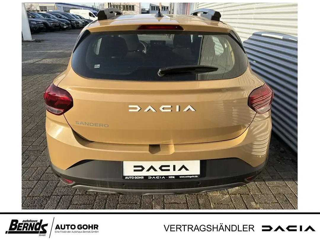 Dacia Sandero - Thumbnail 4