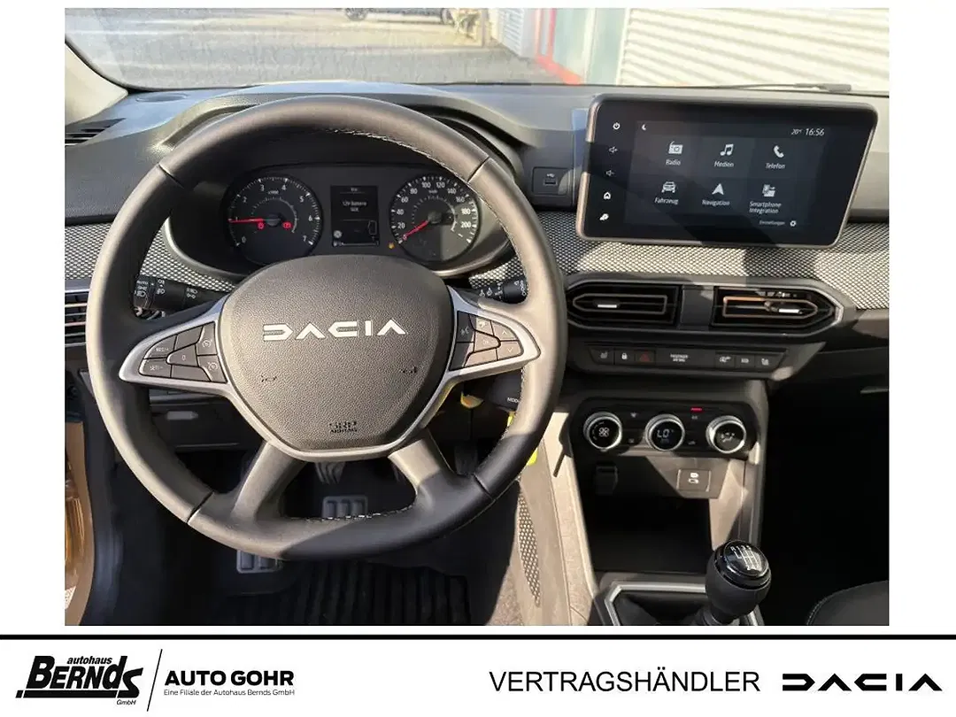 Dacia Sandero - Thumbnail 7