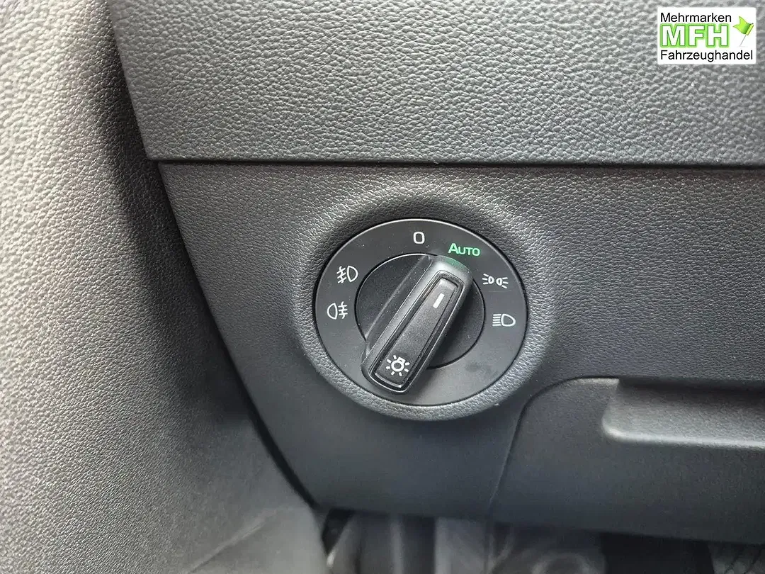 Skoda Karoq - Thumbnail 14