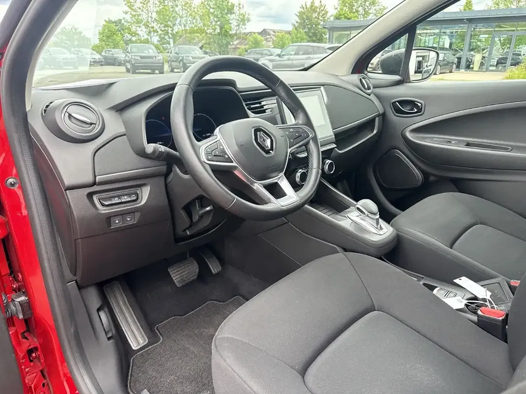 Renault ZOE - Thumbnail 10