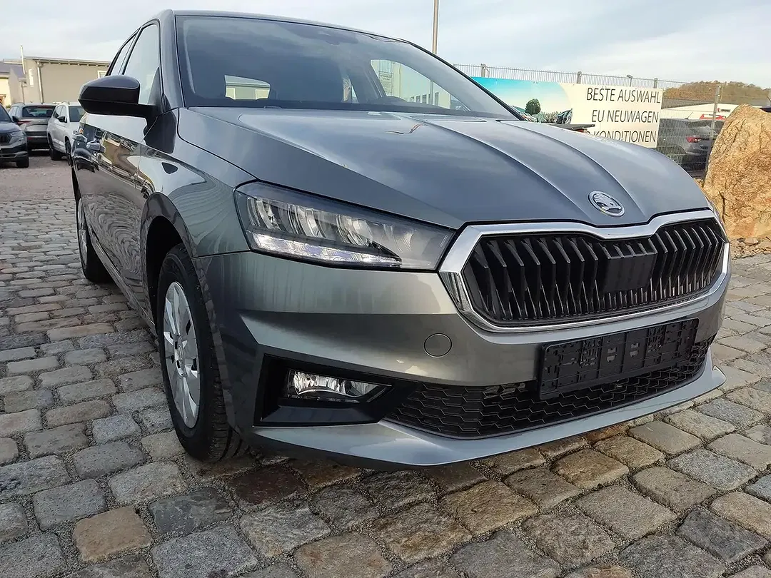 Skoda Fabia - Thumbnail 3