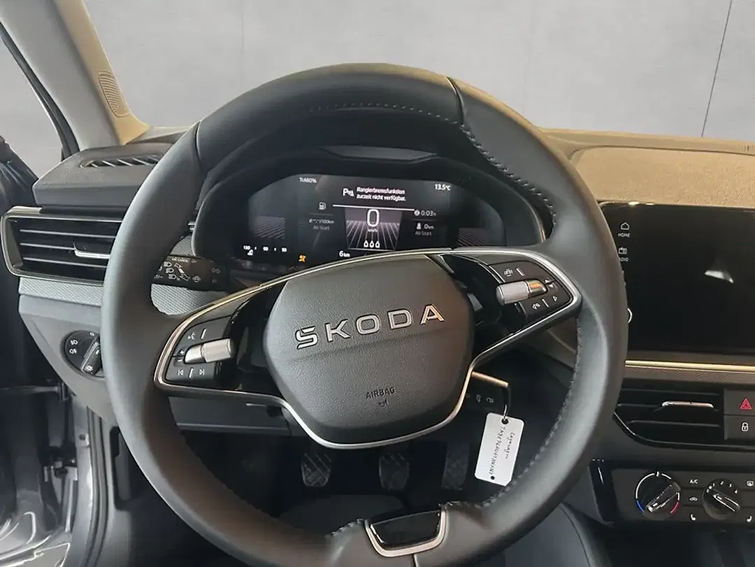 Skoda Scala - Thumbnail 10