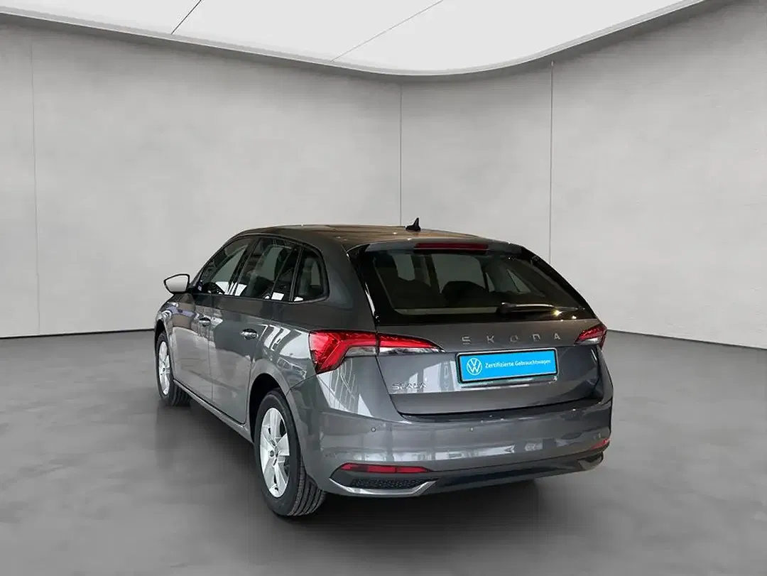 Skoda Scala - Thumbnail 2