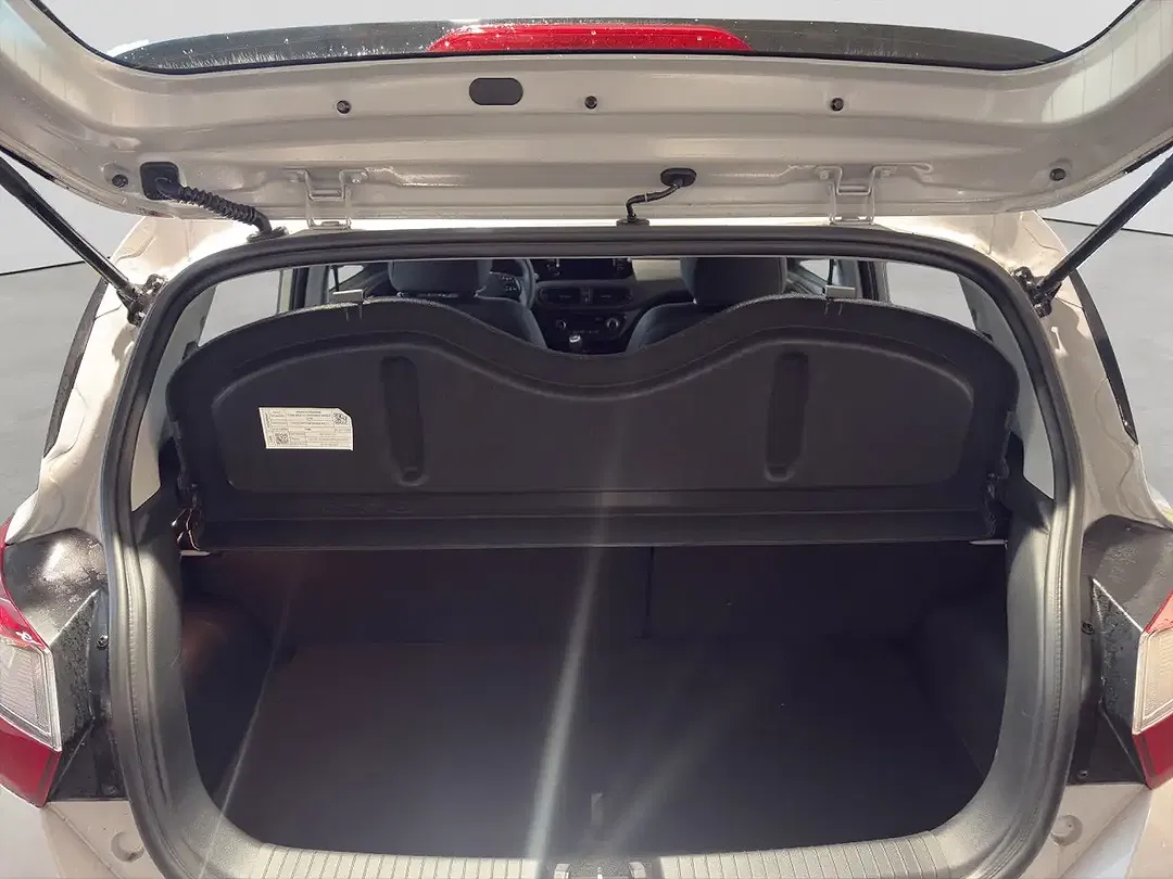 Hyundai i10 - Thumbnail 7