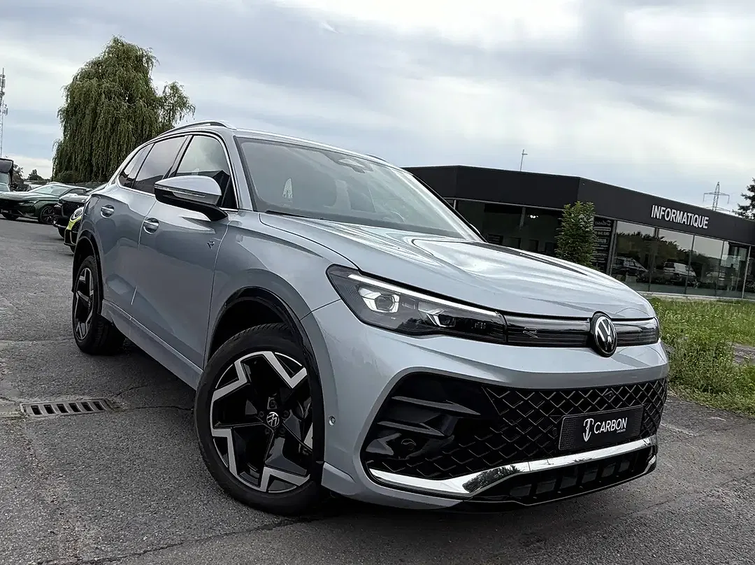 Volkswagen Tiguan - Thumbnail 9