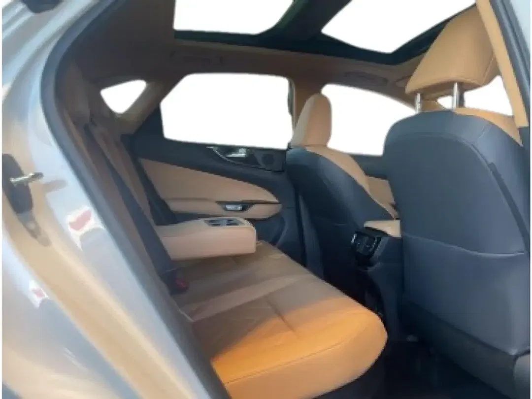 Lexus NX 450h+ - Thumbnail 12