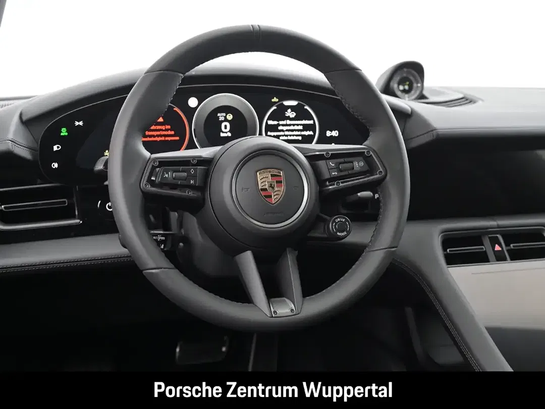 Porsche Taycan - Thumbnail 10