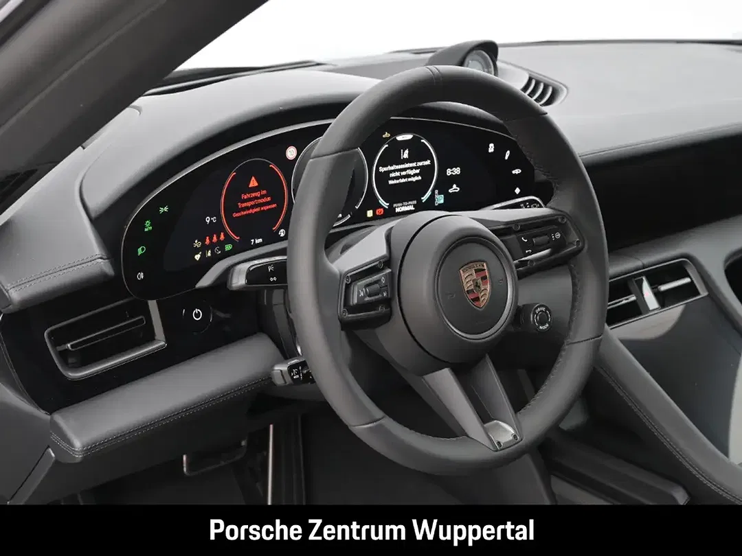 Porsche Taycan - Thumbnail 11