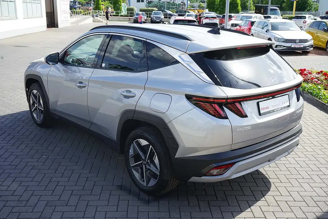Hyundai TUCSON - Thumbnail 7