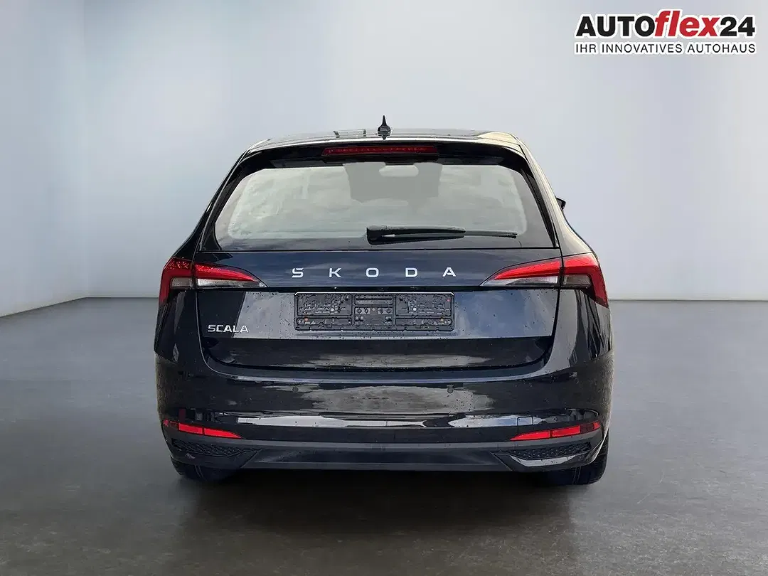 Skoda Scala - Thumbnail 4