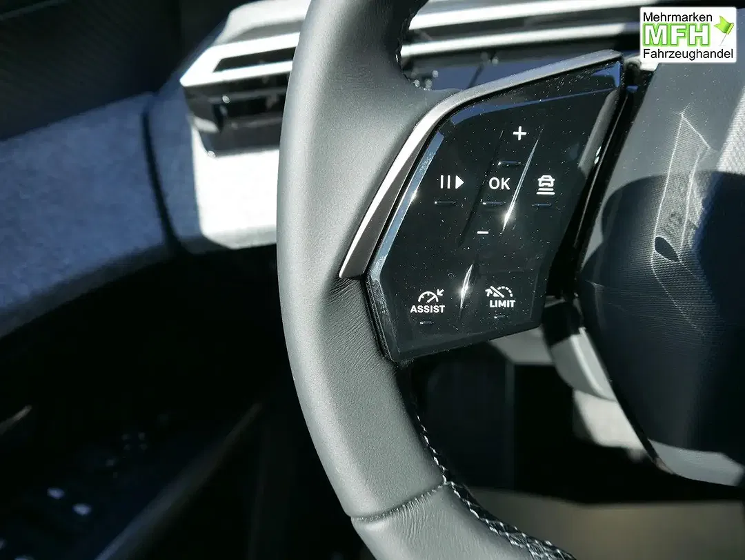 Peugeot 3008 - Thumbnail 12