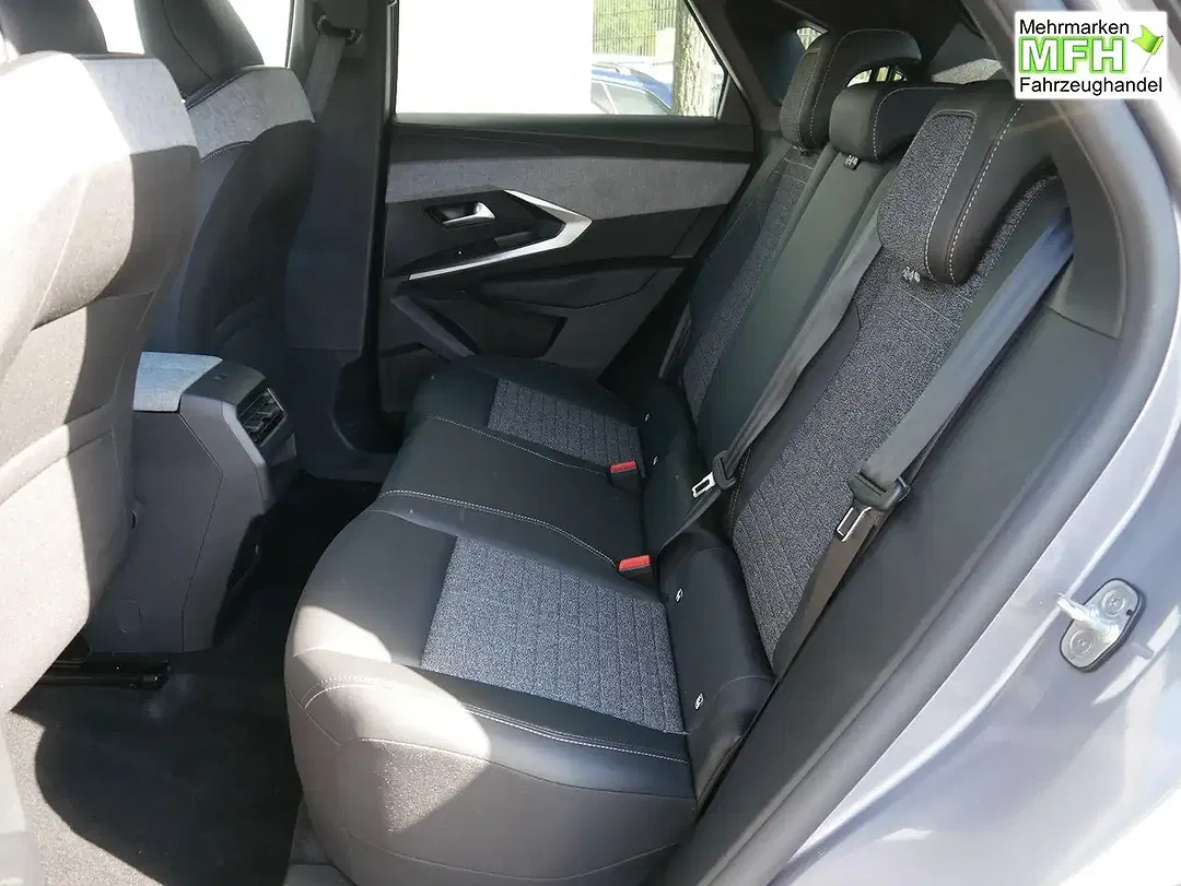 Peugeot 3008 - Thumbnail 7