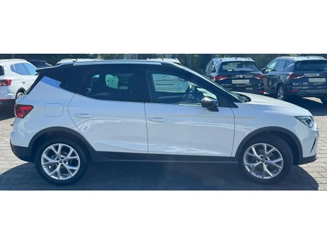 SEAT Arona - Thumbnail 6