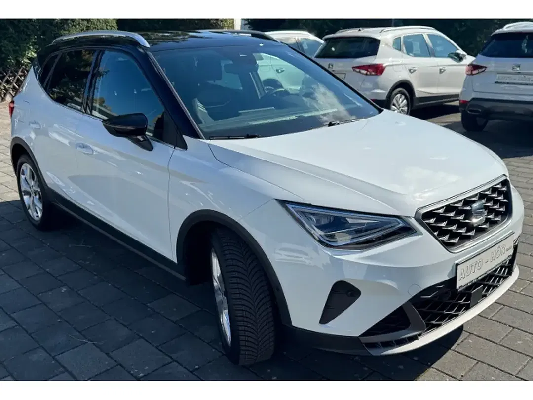 SEAT Arona - Thumbnail 7