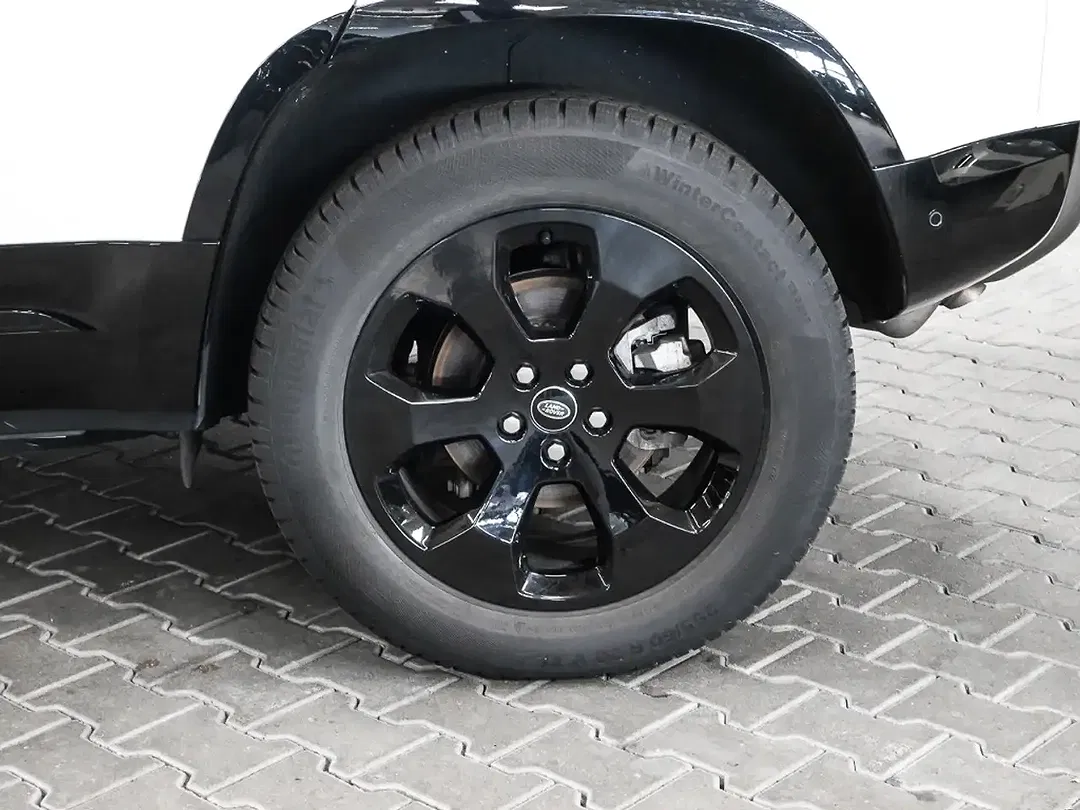 Land Rover Defender - Thumbnail 8