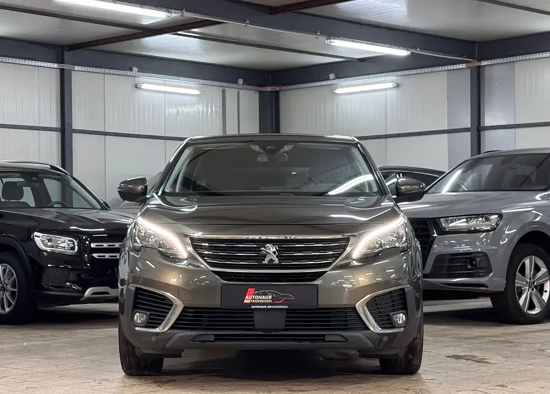 Peugeot 5008 - Thumbnail 2