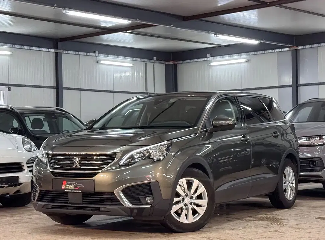 Peugeot 5008 - Thumbnail 3