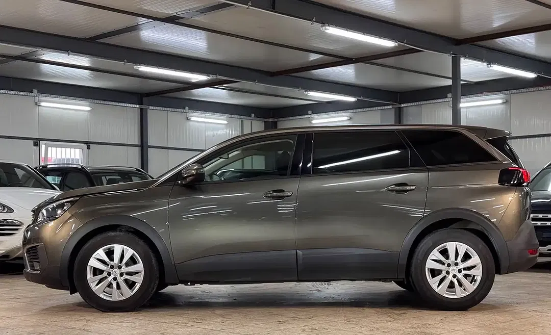 Peugeot 5008 - Thumbnail 4
