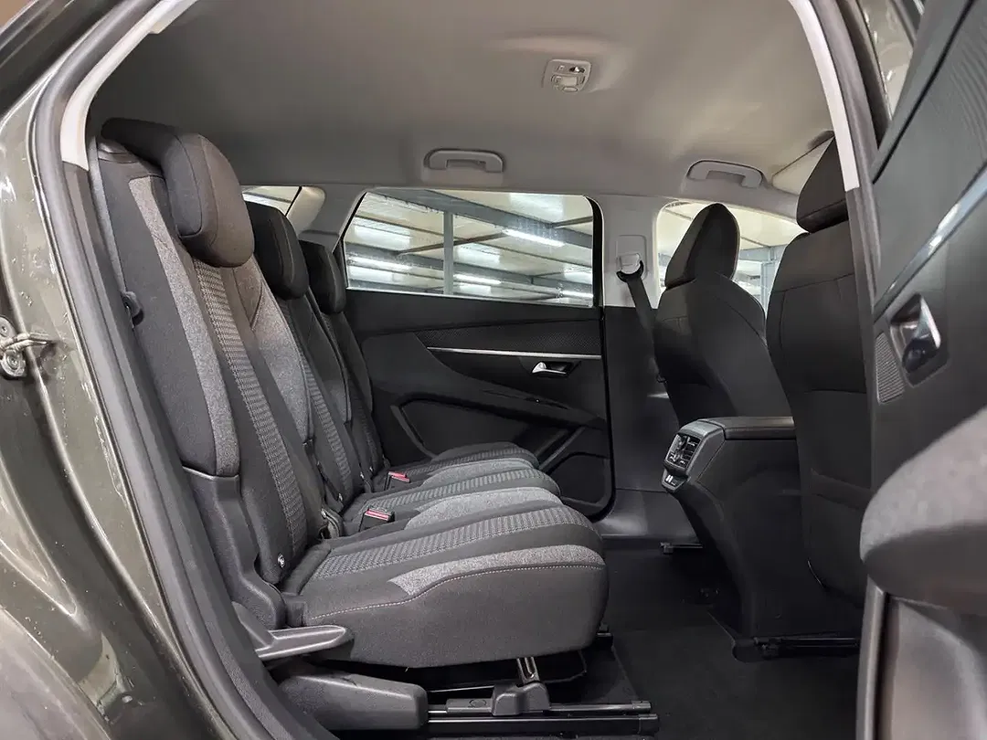 Peugeot 5008 - Thumbnail 8