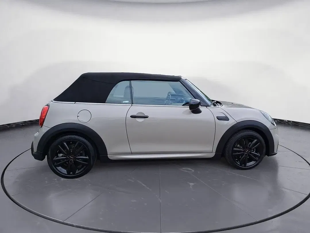 MINI Cooper Cabrio - Thumbnail 5