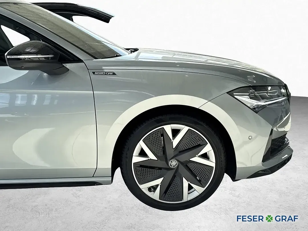 Skoda Superb - Thumbnail 4